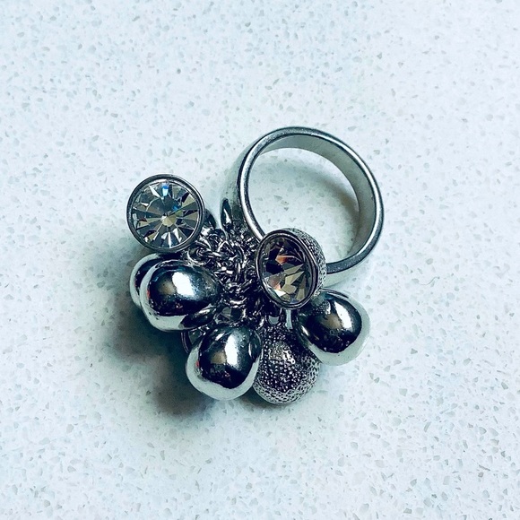 Guess Ring, size 7 - Picture 3 of 5